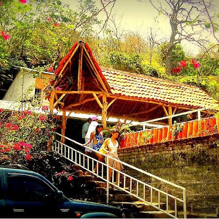 Hostel Tadeo San Juan Del Sur Exterior photo